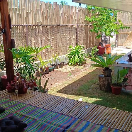 Dauis Bella'S Bed & Breakfast מראה חיצוני תמונה