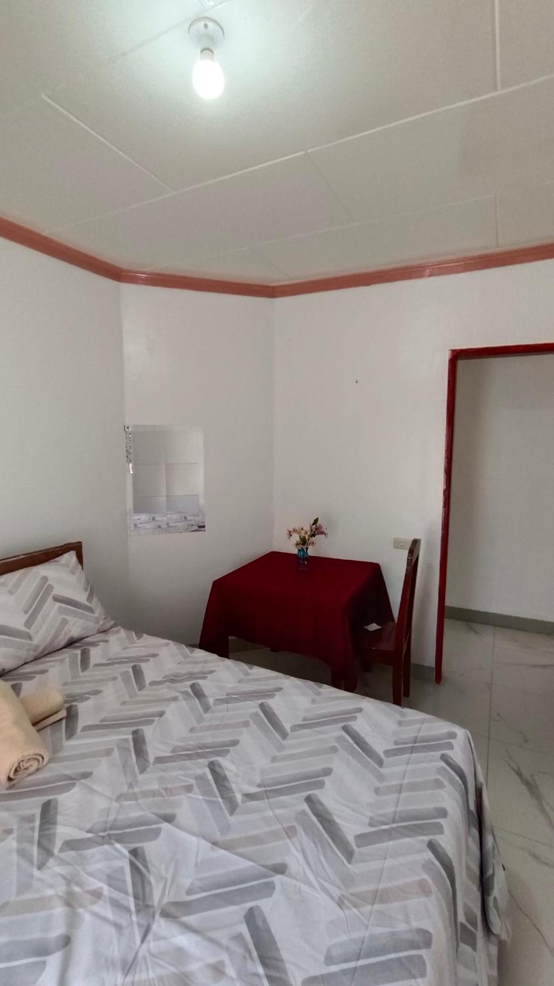 Dauis Bella'S Bed & Breakfast מראה חיצוני תמונה